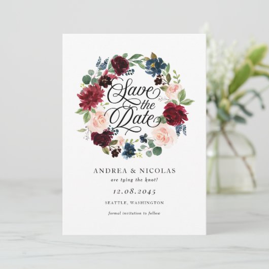 Boho Waterverf Bourgondië en blauwe bloemenkrans Save The Date (Staand voorkant)