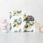 Boho Waterverf Lemons & Greenery Gift Cadeaupapier<br><div class="desc">Chic boho waterverf lemons en greenery patroon wrapping paper. Voeg een helder en feestelijk accent toe aan uw cadeauverpakking met dit mooie citroenpatroon. Het ontwerp biedt waterverf van citrusgele citroenen en met de hand geschilde bladeren. Dit citroenpakpapier is perfect voor botanische en zomerbruiloften, baby showers, vrijgezellenfeesten en nog veel meer!...</div>