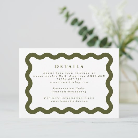 Boho Wavy Lijst Green & White Wedding Details Informatiekaartje (Staand voorkant)