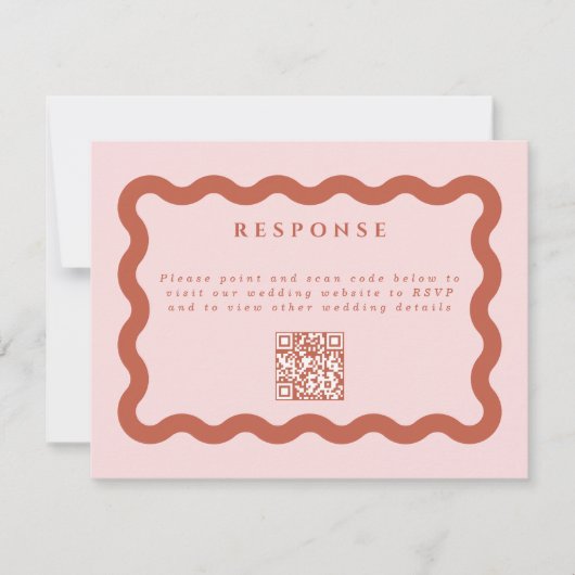 Boho Wavy Terracotta & Blush Wedding QR Code RSVP Kaartje (Voorkant)