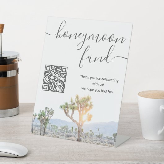 Boho Wedding Joshua Tree Honeymoon Fund QR Code Reclamebord Met Voetstuk (Insitu)