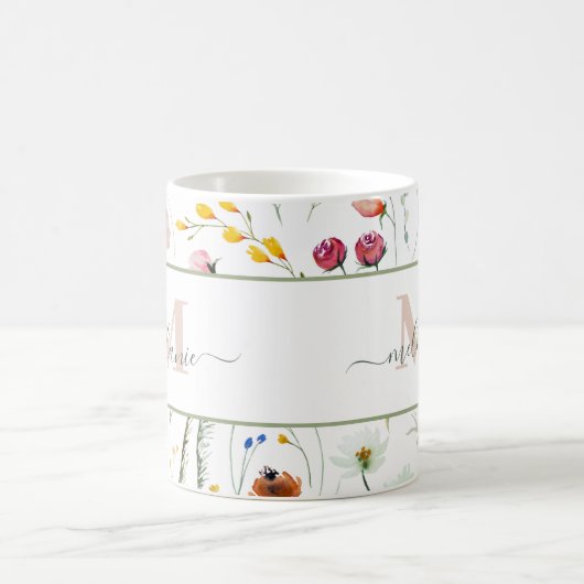 Boho Wildflower Aangepaste Naam Monogram Koffiemok (Center)
