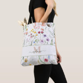 Boho Wildflower Aangepaste Naam Monogram Tote Bag (Dichtbij)