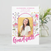 Boho Wildflower Afstudeerfoto Boog Roze Script Aankondiging (Staand voorkant)