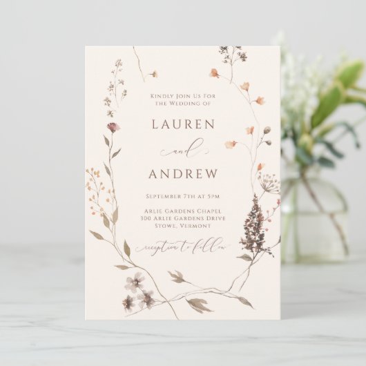 Boho Wildflower Beige Minimalistische bruiloft Kaart (Staand voorkant)