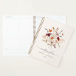 Boho Wildflower Elegante herfst bruiloft Planner<br><div class="desc">Blijf georganiseerd en omarm de schoonheid van boho charme met onze Boho Wildflower Wedding Planner. Deze prachtige planner heeft een boeiend boeket van wilde bloemen op een crème achtergrond, waardoor een vleugje natuur allure aan uw bruiloft planning reis wordt toegevoegd. In schrift sieren de woorden "Wedding Plans" elegant de cover,...</div>
