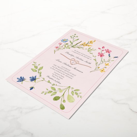 Boho Wildflower Roze bruiloft Folie Uitnodiging (Gedraaid)