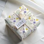Boho Wildflower Waterverf Pattern Inpakpapier Vel<br><div class="desc">Hier is een prachtig origineel naadloos waterverf ontwerp zorgvuldig vervaardigd in onze studio. De delicate wilde bloemen en varendetails gerangschikt in een naadloos patroon,  waardoor het perfect is voor bruiloften,  jubilea,  verjaardagen en daarbuiten.</div>