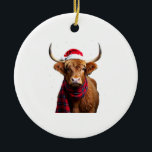 Boho Xmas Christmas Highland Cow T-Shirt (1) Keramisch Ornament<br><div class="desc">Boho Xmas Christmas Highland Cow T-Shirt (1)</div>
