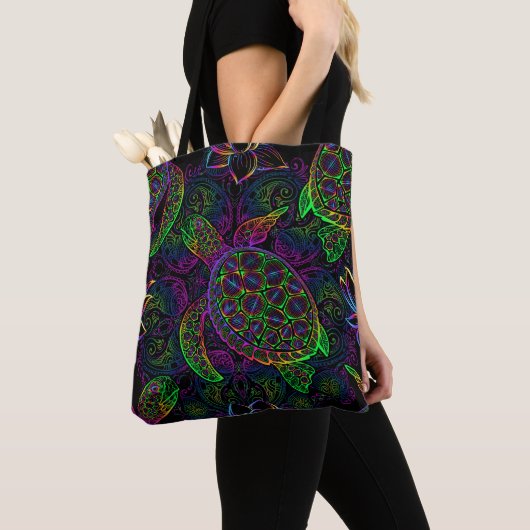 Boho Zee Schildpad: psychedelisch Mandala-patroon Tote Bag (Dichtbij)