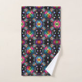 Boho Zwarte Bloemen Regenboog Bad Handdoek (Handdoek)