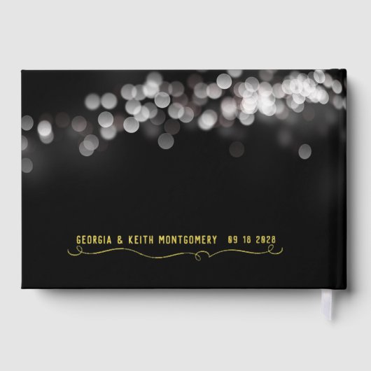 Bokeh Lights Zwart Goud Script Elegante bruiloft Gastenboek (Achterkant)