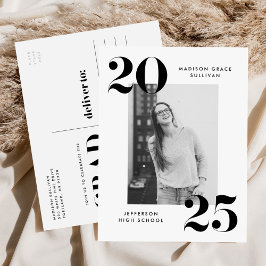 Bold 2022 Black Lettering Photo Graduation Party Uitnodiging Briefkaart