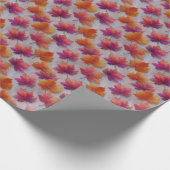 Bold Autumn Maple Leaves on Textured Gray  Cadeaupapier (Hoek)