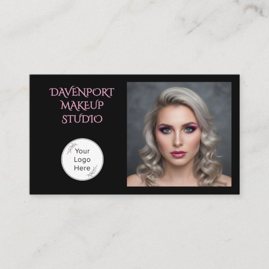 Bold Black and Blush Pink Social Icon QR Code Visitekaartje (Voorkant)