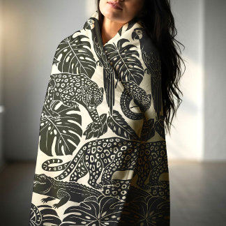 Bold Black and Cream Tropical Jungle Animals  Fleece Deken