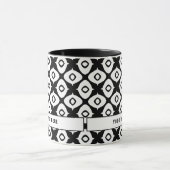 Bold Black and White Symmetrical Arabesque Pattern Mok (Midden)