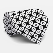 Bold Black and White Symmetrical Arabesque Pattern Stropdas (Opgerold)