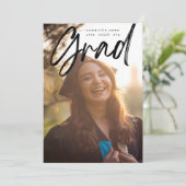 Bold Black Brush Afstudeerder Moderne Foto Univers Aankondiging (Staand voorkant)