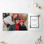 Bold Black Christmas Holly Wavy Lijst Foto Drieluik Kaart (Binnen)