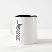 Bold Black Geometric Star Tweekleurige Koffiemok (Voorkant links)
