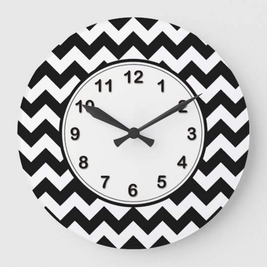 Bold Black & White Chevron Zig Zag Pattern Grote Klok (Voorkant)