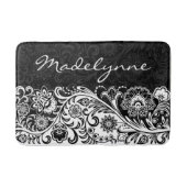 Bold Black White Floral Design Bath Mat (Voorkant)