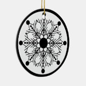 Bold Black & White Snowflake Holiday Ornament (Rechts)