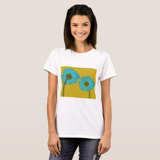 Bold Blue Daisy Art op mosterdgele achtergrond T-shirt (Voorkant volledig)