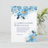 Bold Blue Floral thema bruiloft uitnodiging (Staand voorkant)