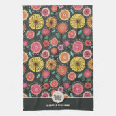 Bold Boho Scandi Folk Flowers Monogram Theedoek (Verticaal)
