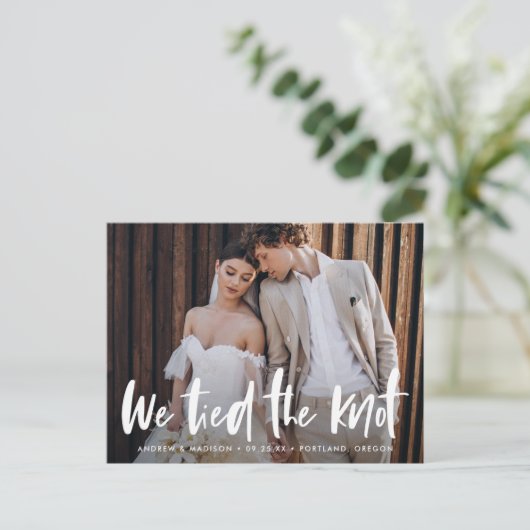 Bold Brush Script Photo We hebben de knoop doorgeh Briefkaart (Staand voorkant)