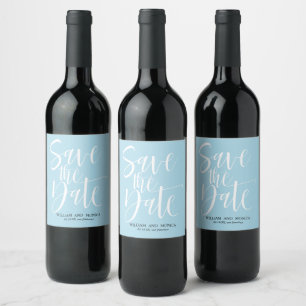 Bold Calligraphy White Azure modern save the date Wijn Etiket