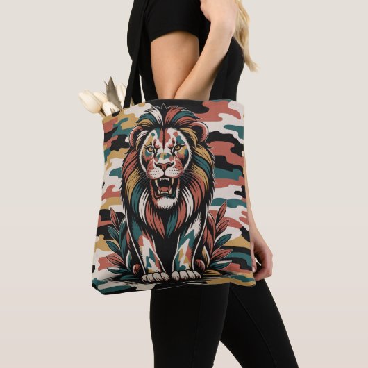 Bold camo lion design tote bag (Dichtbij)