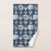 Bold Caribbean Tribal Mudcloth: Navy Blue& White, Bad Handdoek (Handdoek)