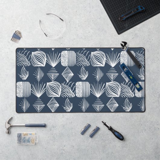 Bold Caribbean Tribal Mudcloth: Navy Blue& White, Bureaumat (Werkstation)