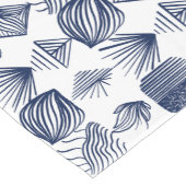 Bold Caribbean Tribal Mudcloth: Wit, Navy Blue Korte Tafelloper (Hoek)