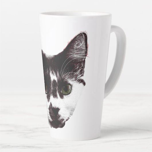 Bold Cat Gaze | Ink Style Mug Latte Mok (Rechterhoek)
