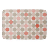 Bold Circle Pattern Bath Mat in Red Pink Mocha (Voorkant)