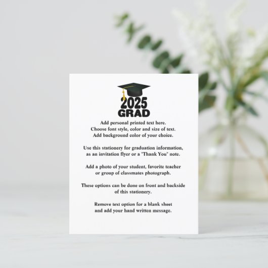 Bold Class of 2025 Afstuderen aangekondigd (Staand voorkant)