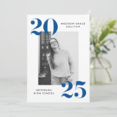Bold Class of 2025 Blauwe Foto Afstudeerfeest Kaart (Staand voorkant)
