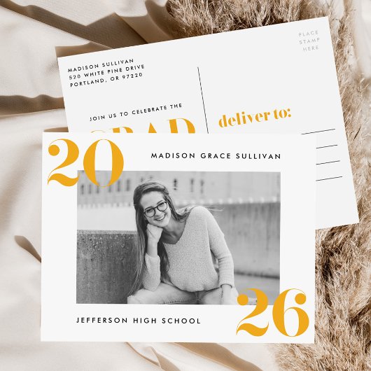 Bold Class of 2025 Yellow Photo Graduation Party Uitnodiging Briefkaart