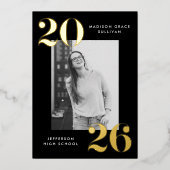 Bold Class of 2025 Zwart en Goud Foto Afstuderen Folie Uitnodiging (Voorkant)