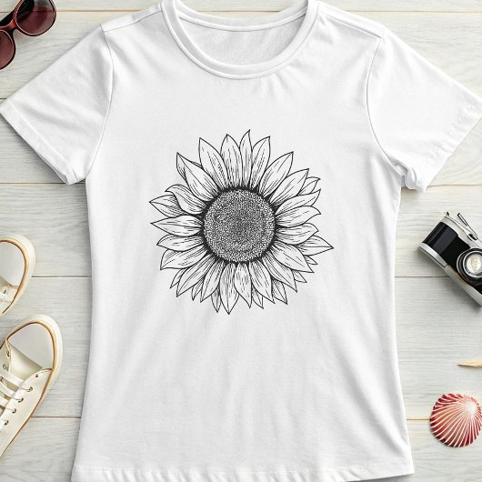 Bold Daisy Line Art; Simple Summer Flower  T-shirt