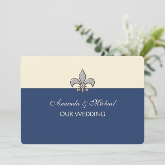 Bold Elegance Silver Fleur de Lis Save the Date (Staand voorkant)