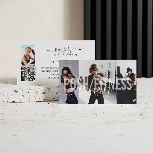 Bold Fitness Trainer Fotocollage Script Naam QR Visitekaartje