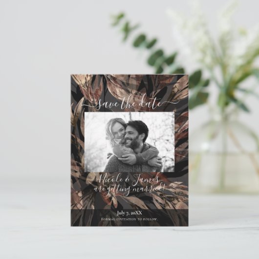 Bold Floral Botanical Wedding Save the Date Kaart (Staand voorkant)
