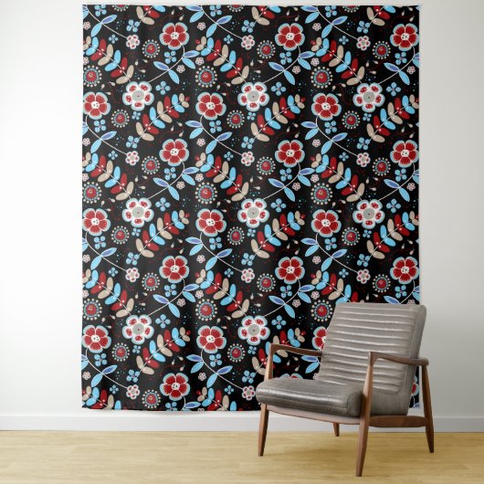 Bold Folk Floral Pattern Wandkleed (In situ)