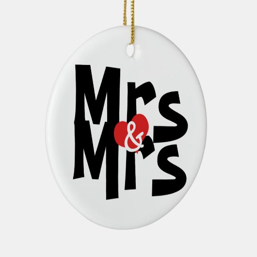 Bold Font Lesbian Wedding Mrs. en Mrs. Gepersonali Keramisch Ornament (Rechts)