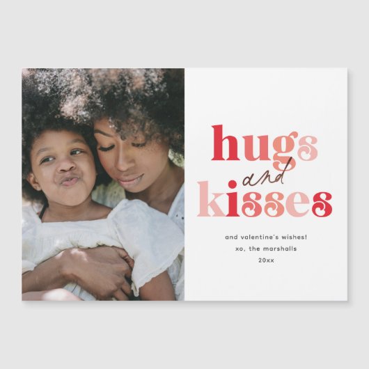 Bold Hugs en Kisses Photo Valentijnsdag Card (Voorkant)